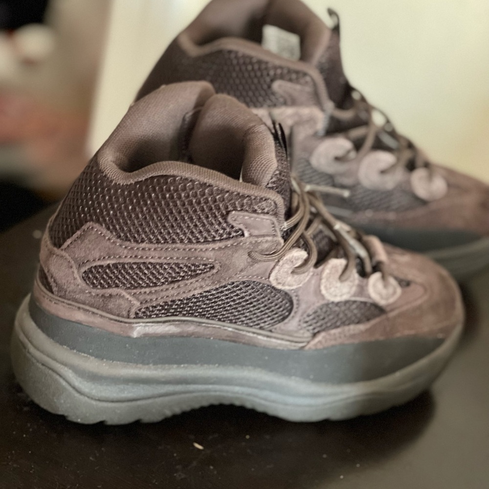 Yeezy desert boot “oil”